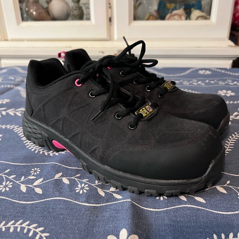 Nautilus N2153 Safety Toe Work Shoes Composite Toe